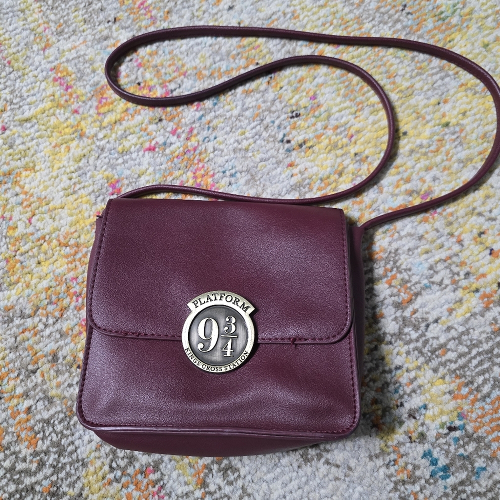 Harry Potter Platform 9 3/4 Burgundy Crossbody Bag